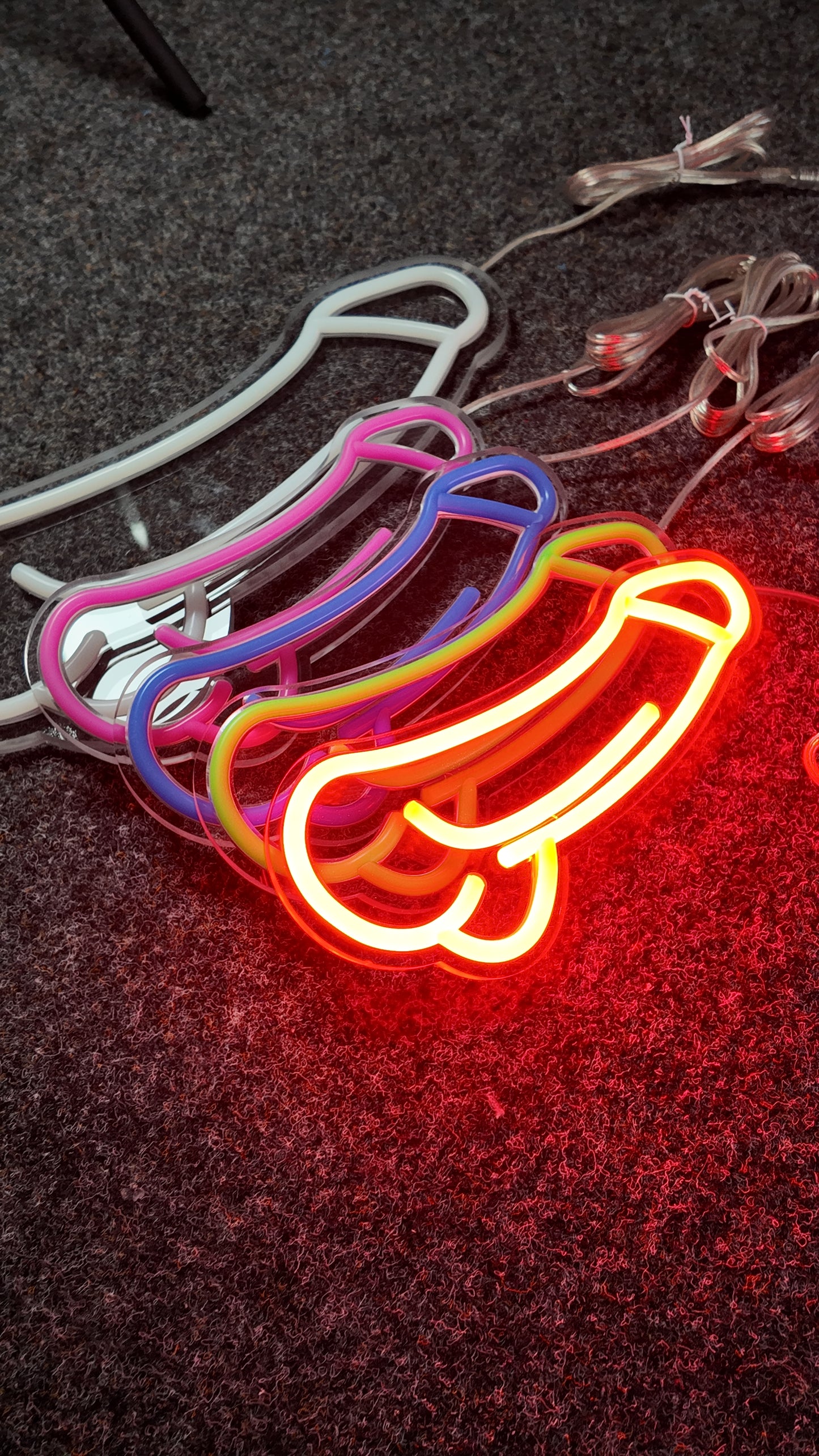 Neon Penis